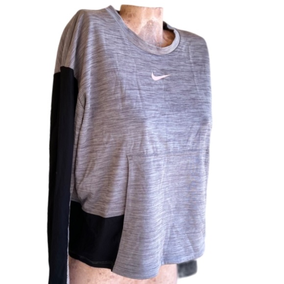 Nike Dri-FIT - Picture 2 of 6